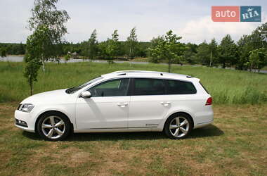 Универсал Volkswagen Passat 2011 в 