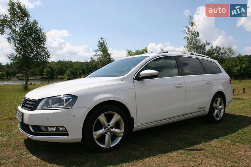 Универсал Volkswagen Passat 2011 в Черновцах