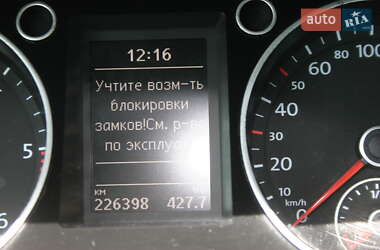 Универсал Volkswagen Passat 2011 в 