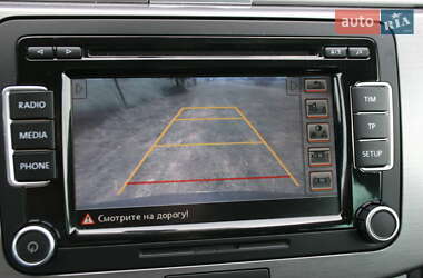 Универсал Volkswagen Passat 2011 в 