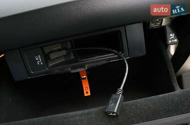 Универсал Volkswagen Passat 2011 в 