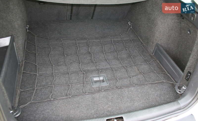 Универсал Volkswagen Passat 2011 в Черновцах