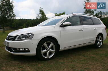 Универсал Volkswagen Passat 2011 в 