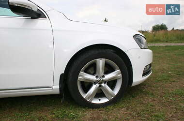 Универсал Volkswagen Passat 2011 в 