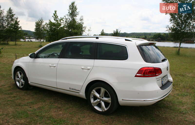 Универсал Volkswagen Passat 2011 в Черновцах