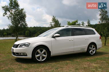 Универсал Volkswagen Passat 2011 в 