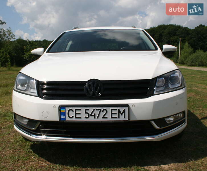 Универсал Volkswagen Passat 2011 в Черновцах