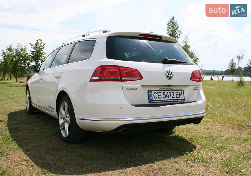 Универсал Volkswagen Passat 2011 в Черновцах