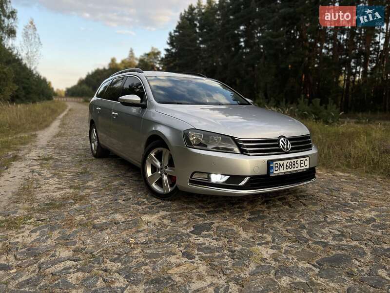 Универсал Volkswagen Passat 2011 в Львове
