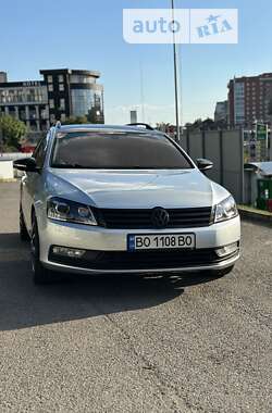 Універсал Volkswagen Passat 2014 в Тернополі