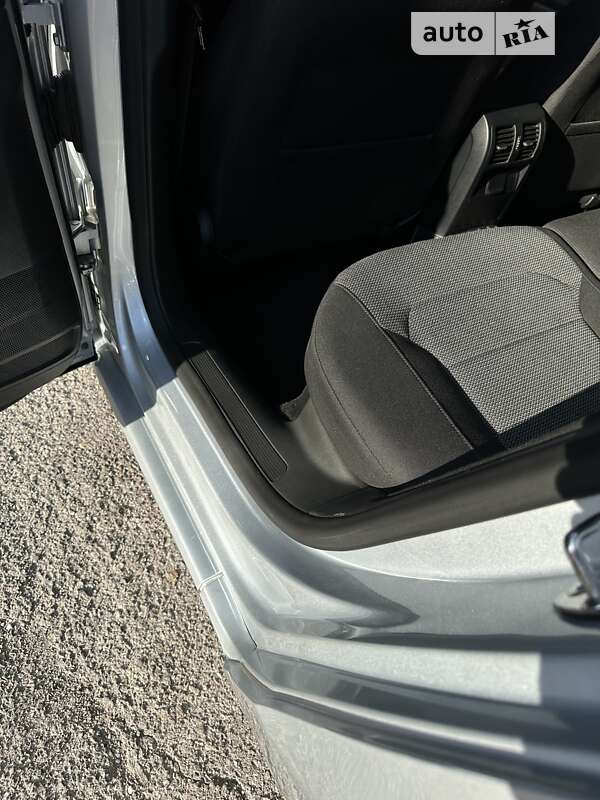 Универсал Volkswagen Passat 2014 в Тернополе фото 19 Универсал Volkswagen Passat 2014 в Тернополе