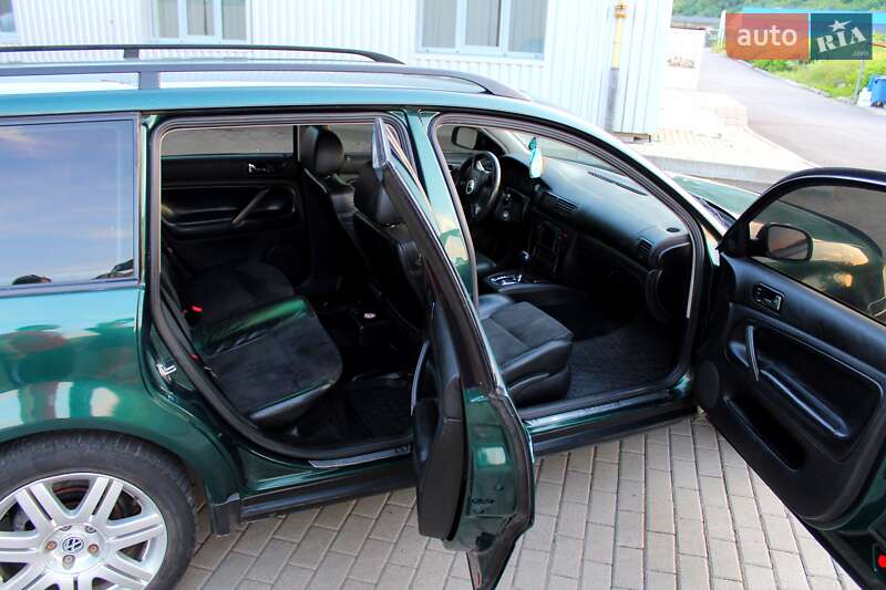 Універсал Volkswagen Passat 1998 в Мукачевому
