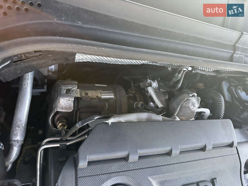 Універсал Volkswagen Passat 2017 в Запоріжжі