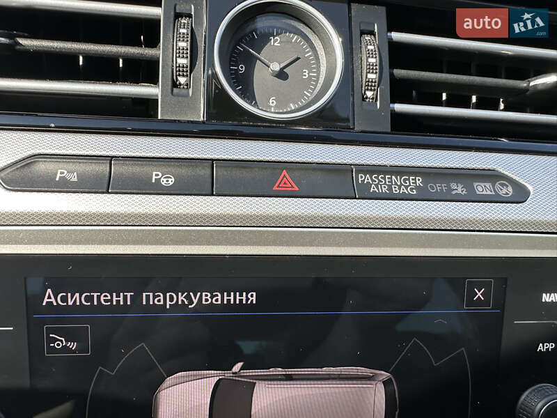 Універсал Volkswagen Passat 2017 в Запоріжжі