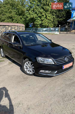 Универсал Volkswagen Passat 2012 в Дубно