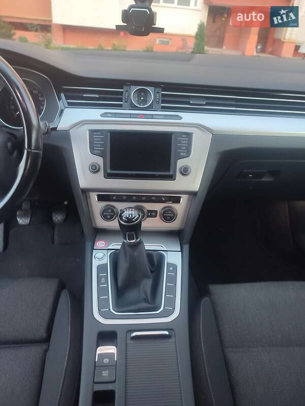 Универсал Volkswagen Passat 2016 в Тернополе