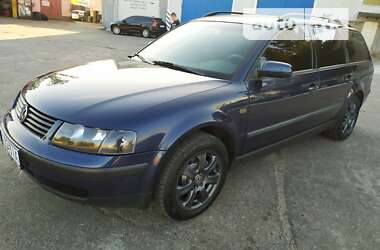 Универсал Volkswagen Passat 1999 в 