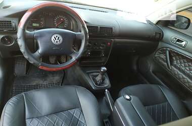 Универсал Volkswagen Passat 1999 в 