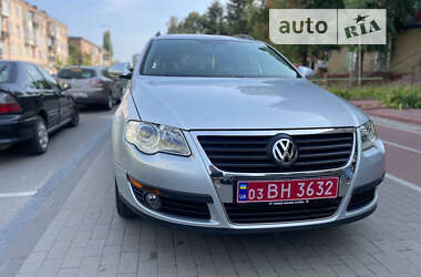 Універсал Volkswagen Passat 2008 в Чернігові