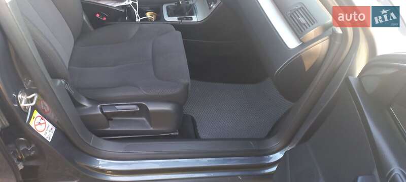 Универсал Volkswagen Passat 2010 в Шепетовке фото 10 Универсал Volkswagen Passat 2010 в Шепетовке