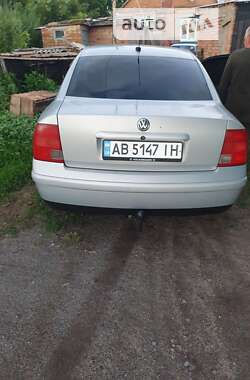 Седан Volkswagen Passat 2000 в Козятині