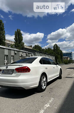 Седан Volkswagen Passat 2013 в 