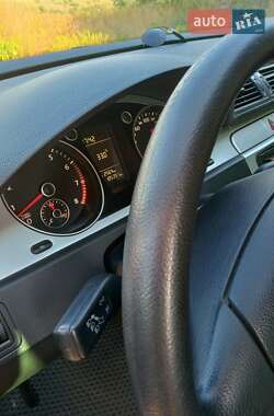 Универсал Volkswagen Passat 2009 в 