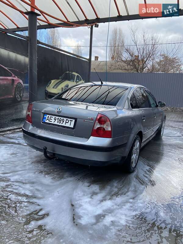 Седан Volkswagen Passat 2003 в Дніпрі