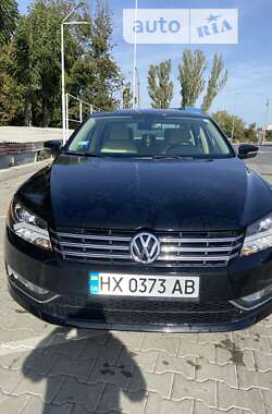 Седан Volkswagen Passat 2013 в Виннице