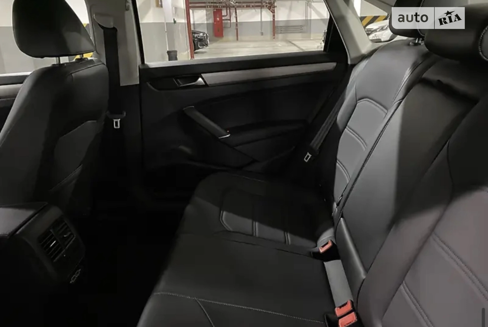 2020 Volkswagen Passat - мініатюра 27
