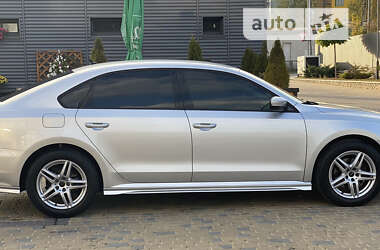 Седан Volkswagen Passat 2014 в 