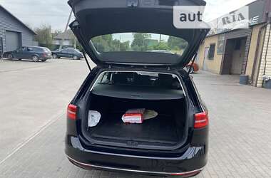 Универсал Volkswagen Passat 2018 в Лозовой