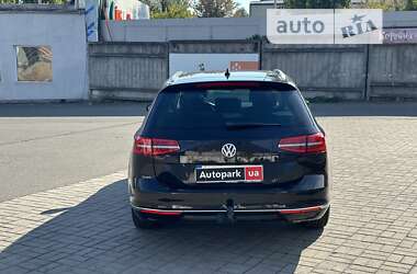 Универсал Volkswagen Passat 2016 в Киеве