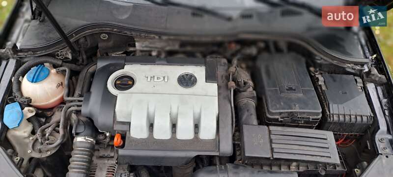 Универсал Volkswagen Passat 2006 в Чернигове