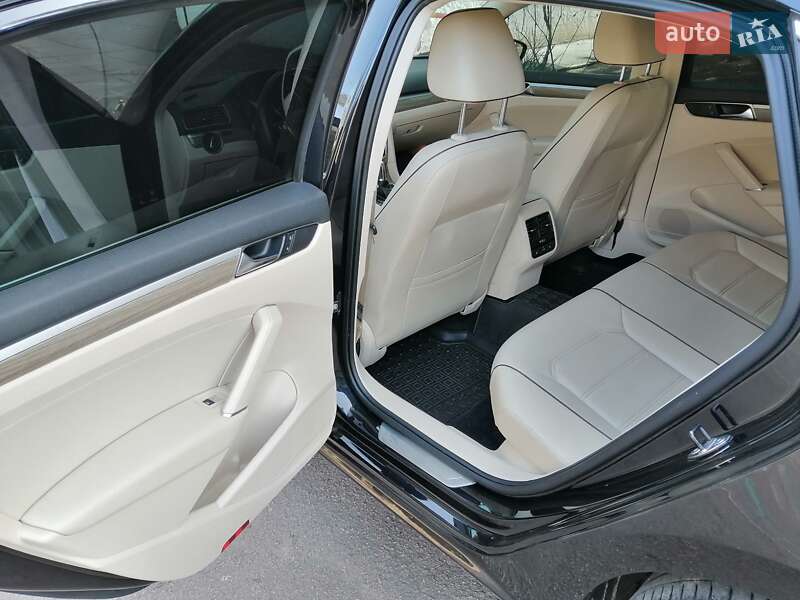 Седан Volkswagen Passat 2017 в Кривом Роге