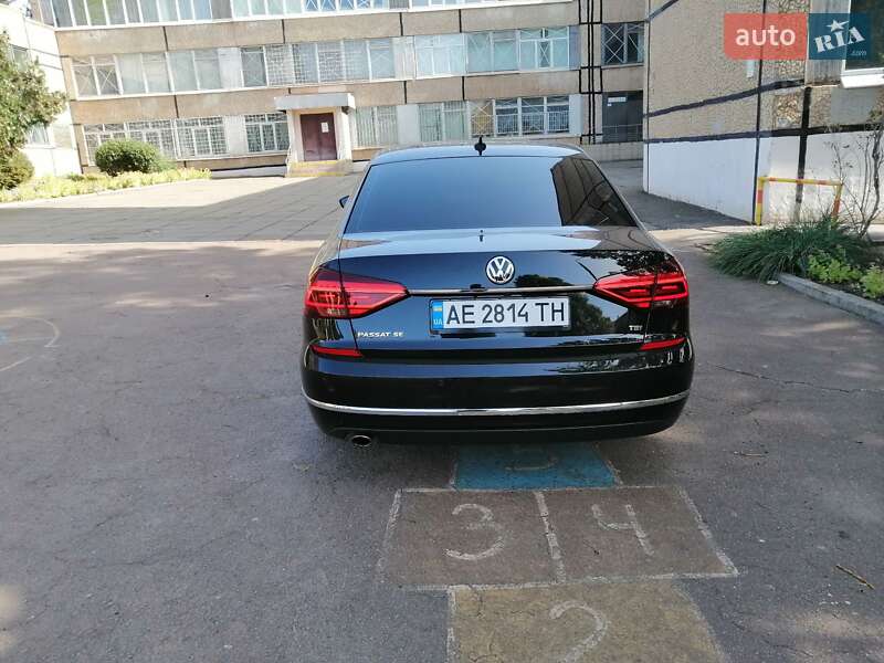 Седан Volkswagen Passat 2017 в Кривом Роге