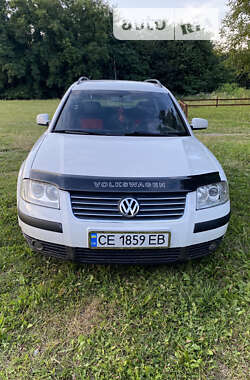 Универсал Volkswagen Passat 2001 в Хотине