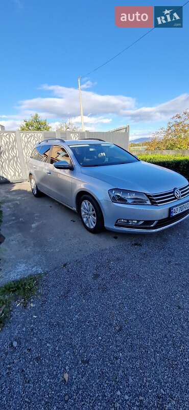 Volkswagen Passat 2011