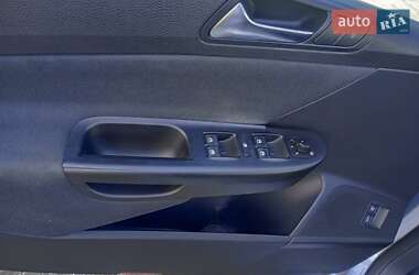 Седан Volkswagen Passat 2010 в Киеве