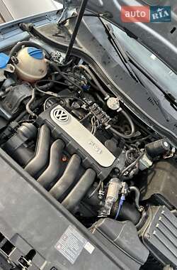 Седан Volkswagen Passat 2007 в Житомире