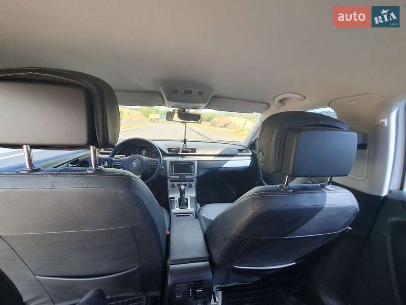 Седан Volkswagen Passat 2013 в Тальном