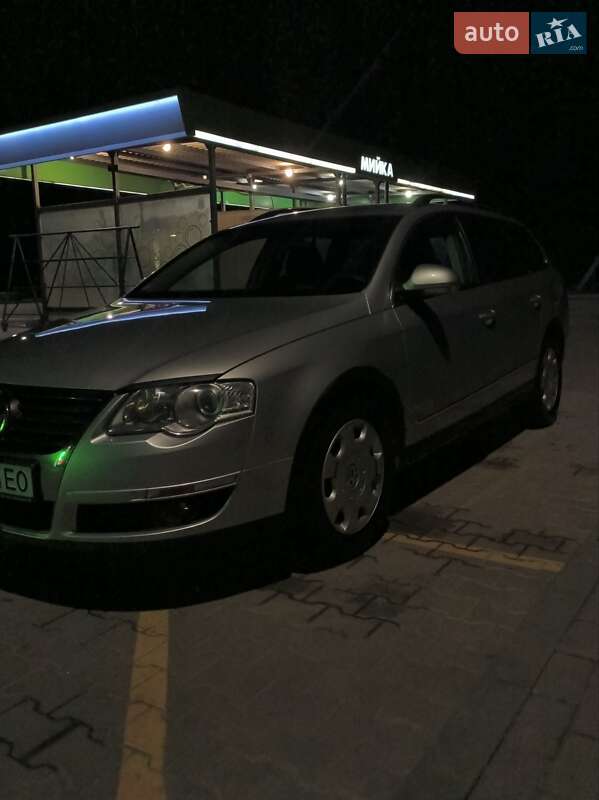 Універсал Volkswagen Passat 2007 в Чернівцях