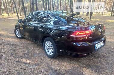Седан Volkswagen Passat 2017 в 