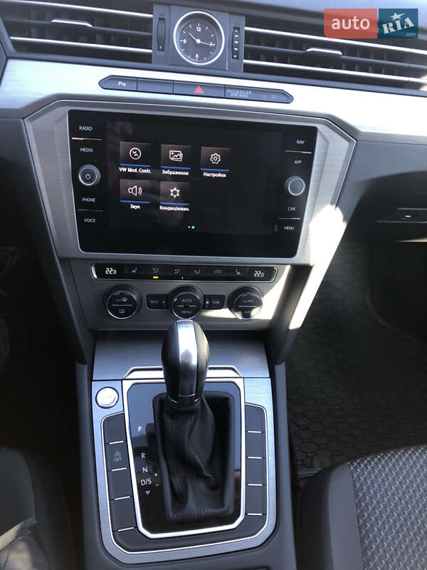 Универсал Volkswagen Passat 2018 в Кривом Роге фото 9 Универсал Volkswagen Passat 2018 в Кривом Роге