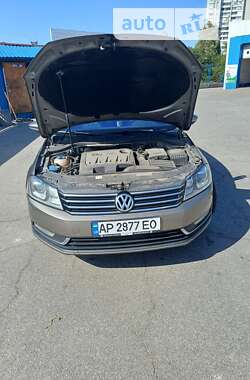 Универсал Volkswagen Passat 2014 в Запорожье