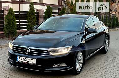 Седан Volkswagen Passat 2014 в Хмельницькому