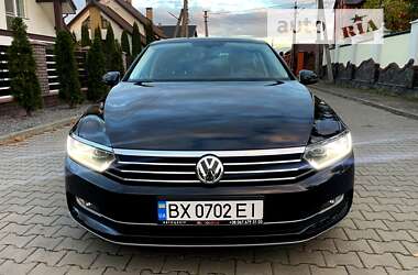 Седан Volkswagen Passat 2014 в Хмельницком