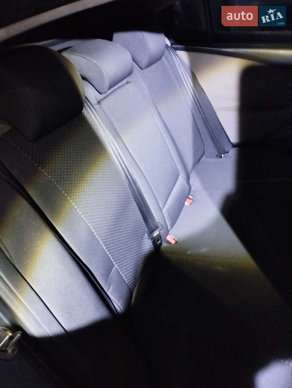 Седан Volkswagen Passat 2005 в Івано-Франківську