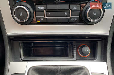 Универсал Volkswagen Passat 2010 в 