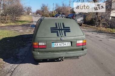Универсал Volkswagen Passat 1993 в Славянске